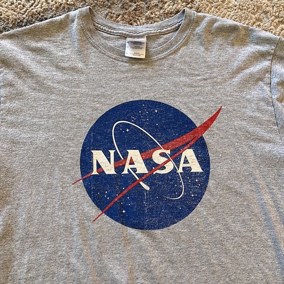 NASA t-shirt - Picture 2 of 3